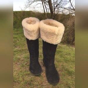 UGG Suede Mid Calf sheepskin lined suede laced back